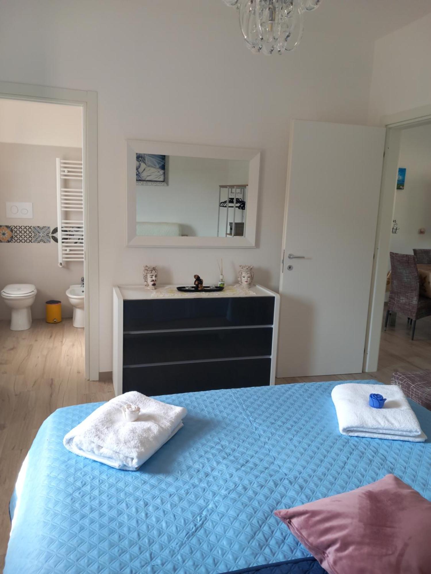Il Tramonto Apartment Capaci Phòng bức ảnh